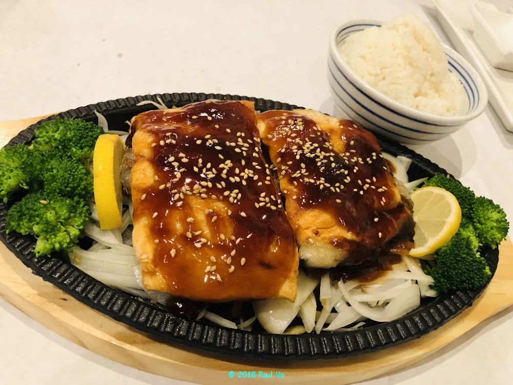 Salmon & Steamed Rice